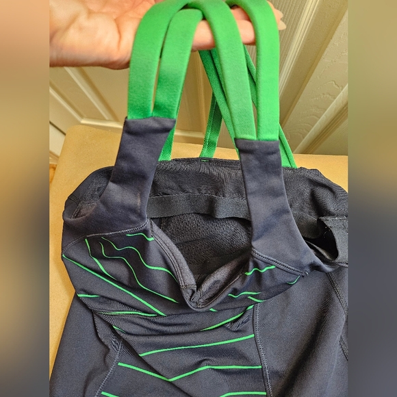 Lululemon Energy Tank - Picture 10 of 10